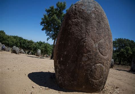 MyBestPlace - Almendres Cromlech, the “Stonehenge” of Portugal