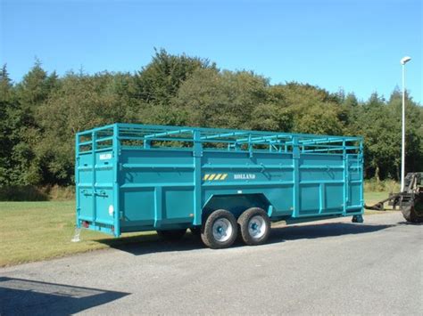 Reboque De Transporte De Gado Para Bovinos V Rolland