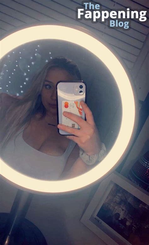 Alyssa K Alyssamkhan Alyssaspivack Nude Leaks OnlyFans Photo