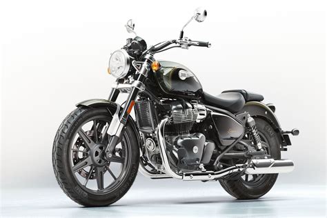 2023 Royal Enfield Super Meteor 650 Lineup Photo Gallery