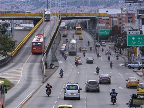 Tráfico Bogotá Hoy 26 De Octubre En Vivo Trancones Lluvias Y Más