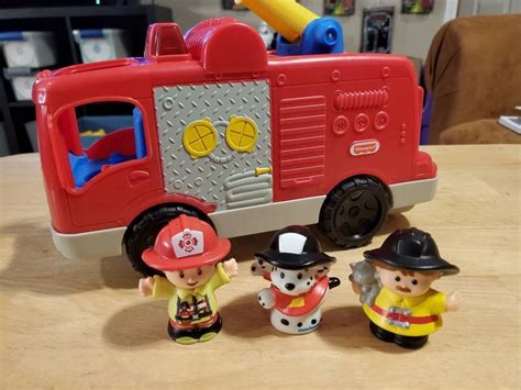 Fisher-price Little People Firetruck Rescue W/ 3 Figures Lot28 USED - Etsy