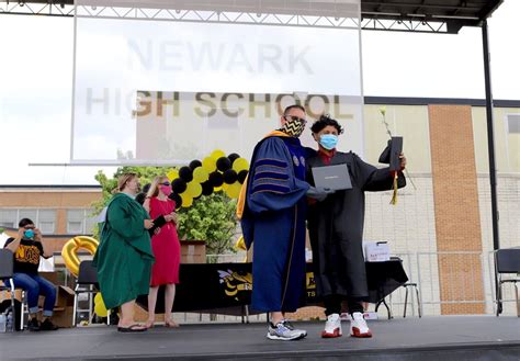 Photo gallery: Newark High School graduation | News | newarkpostonline.com