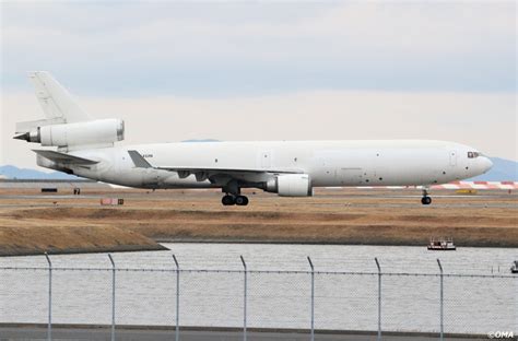 ウエスタングローバルエアラインズ McDonnell Douglas MD 11 N543JN 岩国空港 航空フォト by OMAさん