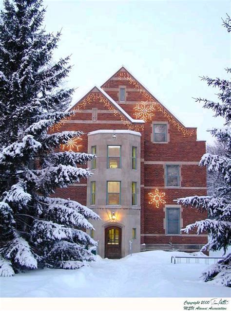 Mason Abbott Hall Decorated For Christmas At Michigan State University