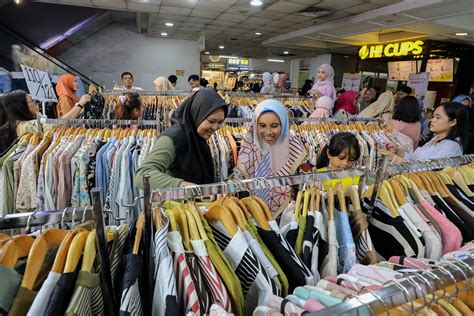 Hypeabis THR Cair Bisnis Fesyen Muslim Diprediksi Panen Cuan Pada