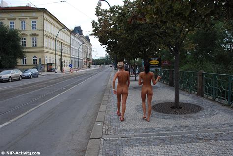 Leonelle Laura Prague Naked In Public Nipactivity