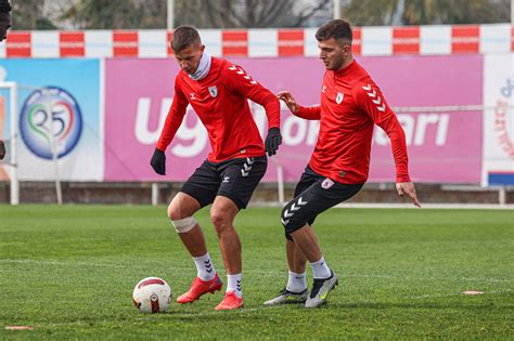 Samsunspor Deplasmanda Ikinci Galibiyetini Almak Istiyor Zonguldak