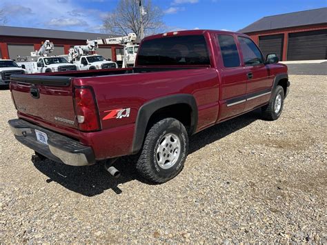 2004 Chevrolet Silverado 1500 Work Truck Ext Cab Long Bed 4wd