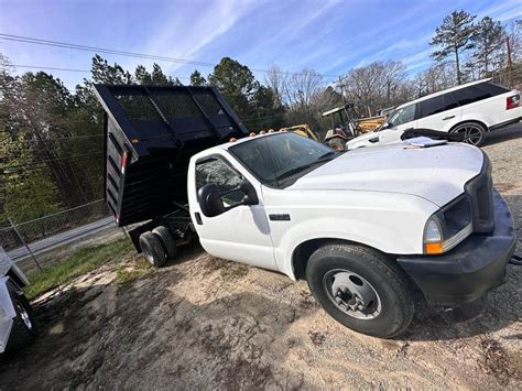 2002 Ford F-350 Dump Truck - CAA Heavy Equipment