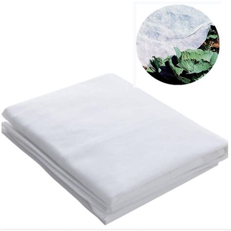 China Polypropylene Nonwoven Plant Protection Blankets Agricultural