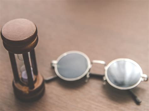 A Brief History Of Eyeglasses Midwest Eye Consultants