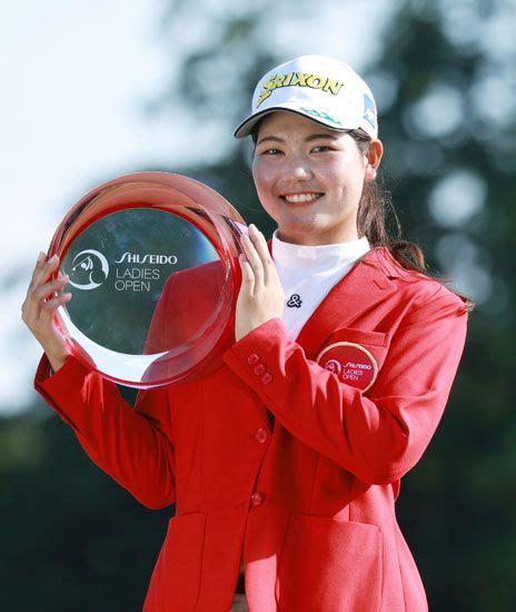 資生堂レディースでツアー初優勝を果た：女子ゴルファー・期待の若手 写真特集：時事ドットコム