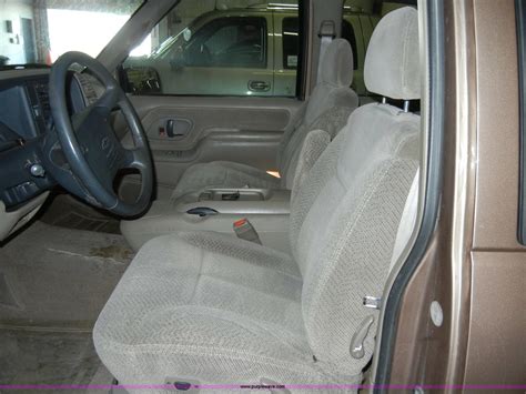 1996 Chevrolet Silverado Interior by CreativeT01 on DeviantArt