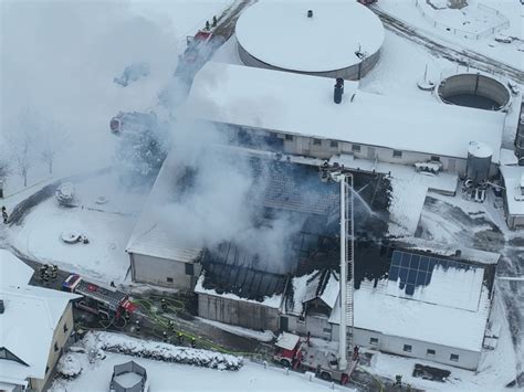 9 Feuerwehren bei Großbrand nahe Wieselburg BFKDO Scheibbs