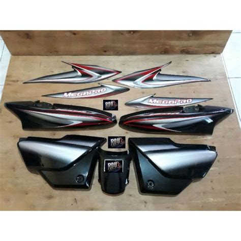 Cover Body Set Megapro Lama Atau Megapro Hiu Plus Striping Lazada