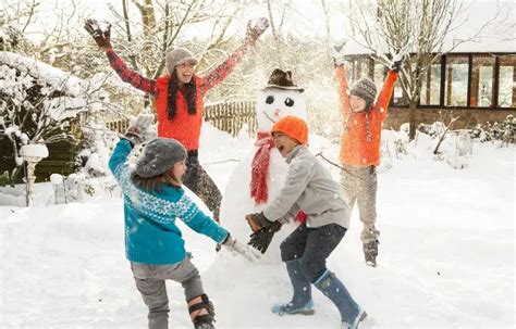 9 Winter Movement Activities for the Entire Family - New Horizon Academy