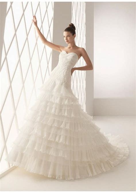 Giorgio Armani Wedding Dresses latest bridal collection - for life and style