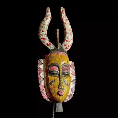 MASQUES AFRICAINS ANTIQUES visage tribal vintage bois sculpté suspendu