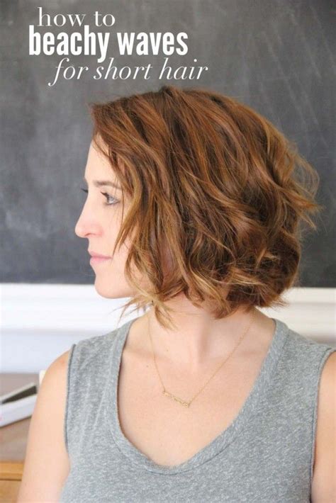 Get Beach Waves With A Straightener Beach Waves For Short Hair How To Curl Short Hair Short