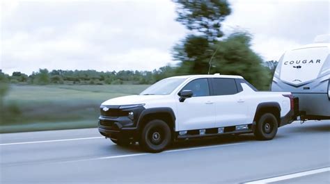 Chevrolet Releases Silverado Evs Towing Capacity Test Results Auto