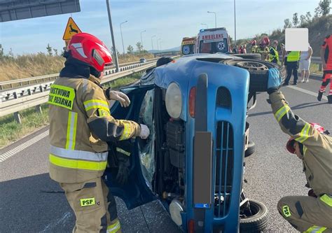 Kolejny wypadek na drodze S3 Zderzyły się dwa auta osobowe Puls Legnicy