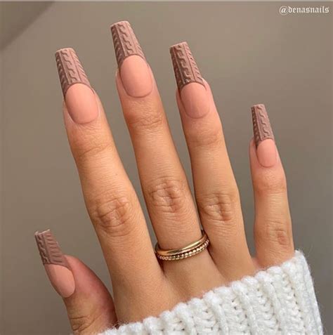 Stunning Sweater Nail Designs Perfect For The Cozy Days The