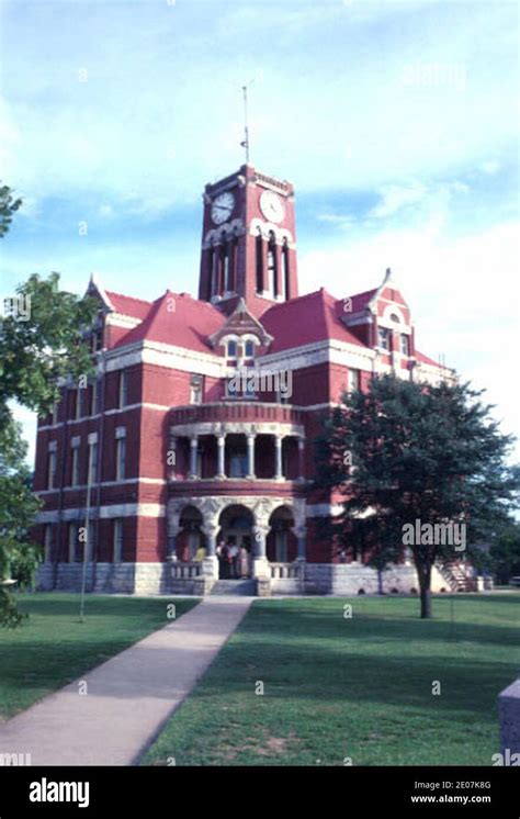 Lee county courthouse hi-res stock photography and images - Alamy