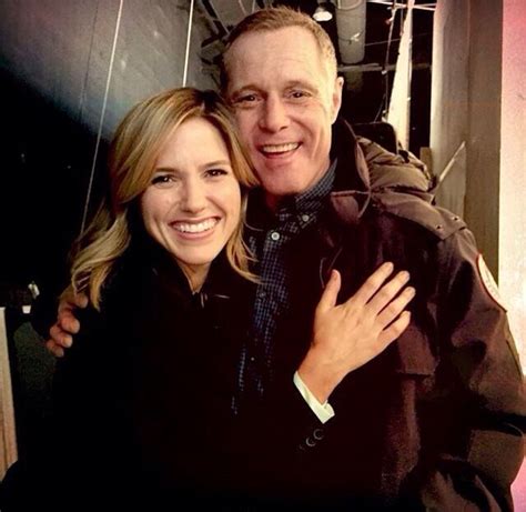 Erin Lindsay Hank Voight Sophia Bush Jason Beghe Chicago Pd