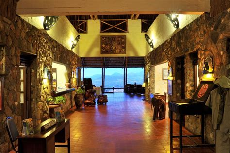 Kilaguni Serena Safari Lodge Lodge In Tsavo West National Park