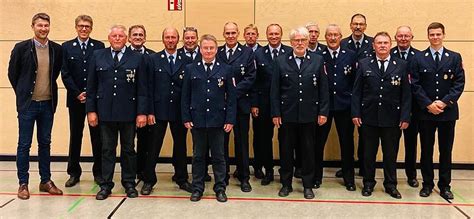 Markt Pfaffenhofen a d Roth Ehrenzeichen für Kameraden der Feuerwehr