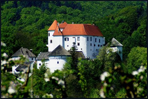 Velenje Castle & Museum | Sightseeing | Velenje