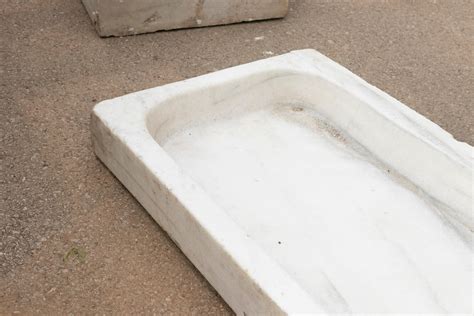 19th Century Antique Spanish White Marble Sink For Sale at 1stDibs