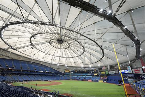 SHOCK VIDEO: Hurricane Milton Tears Roof off Tampa Bay Rays’ Stadium ...