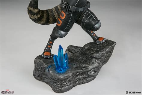 Rocket Raccoon Premium Format Figure - GeekAlerts