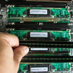 Instalación de la memoria RAM Curso Curso completo de Hardware y como