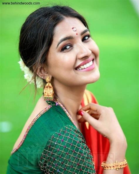 Vani Bhojan Aka Vani Bhojaan Photos Stills And Images