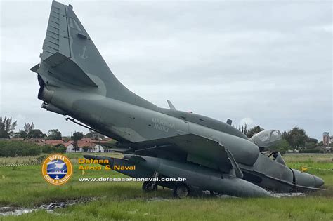 Nota Oficial Da Marinha Do Brasil Sobre O Acidente Com O Af 1b N 1013