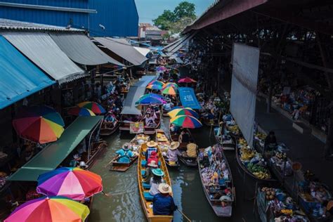 How To Visit The Best Floating Markets Near Bangkok