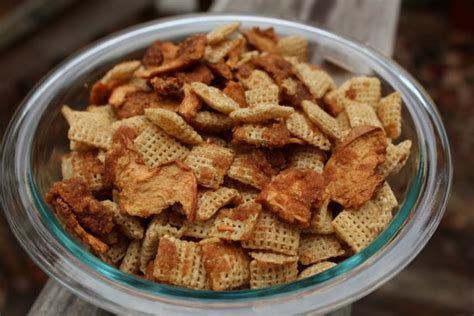 Apple Pie Chex Mix Savory Saver