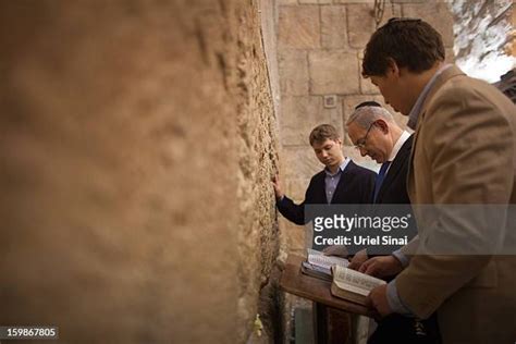 158 Avner Netanyahu Photos & High Res Pictures - Getty Images