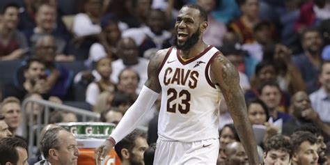 Nba Lebron James Breaks Michael Jordan S Record By Registering 867th Straight Double Digit