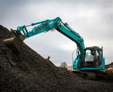 Kobelco SK140SRLC 5 Crawler Excavators Molson Equipment