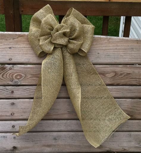 Pin By Jessica Thorpe Britt On Wreaths And Decorations Burlap Crafts