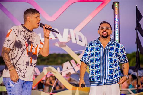 Xand Avião e Zé Vaqueiro reabrem temporada de shows de casa de eventos