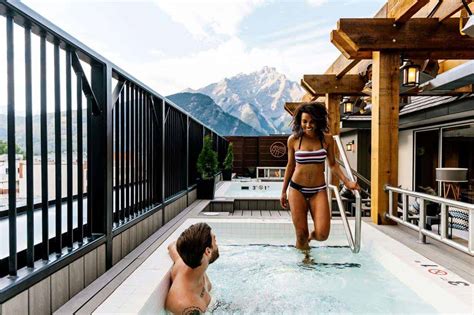 Mount Royal Hotel | Banff Accommodation | Liquid Snow Tours