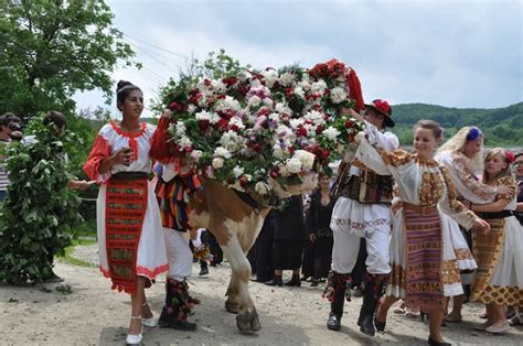 Romania Traditions & Folklore - Visit Romania