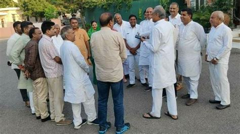 Rajasthan Ministers Mlas At Gehlot S Residence As Cong Tries To Allay Crisis Latest News