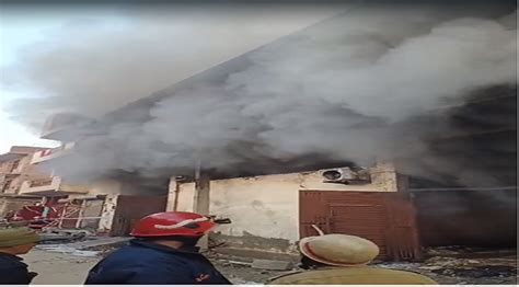 Fire Breaks Out In Delhi Godown