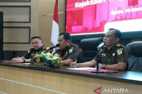 Sekda Kendari Jadi Tersangka Korupsi Perizinan Radar Jember